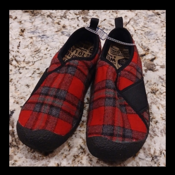KEEN HOWSER WRAP SLIDE SLIP ON SHOES WOMENS RED - Picture 3 of 6